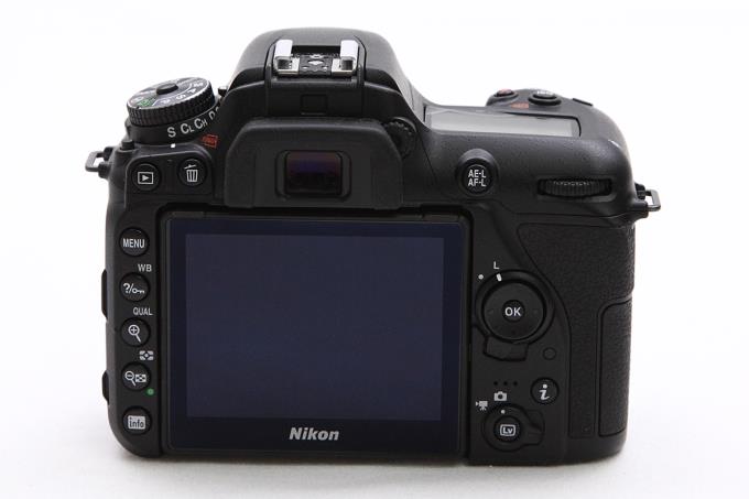 美品級 シャッター数3万9600回以下 Nikon D7500☆Wi-Fi搭載 美品級