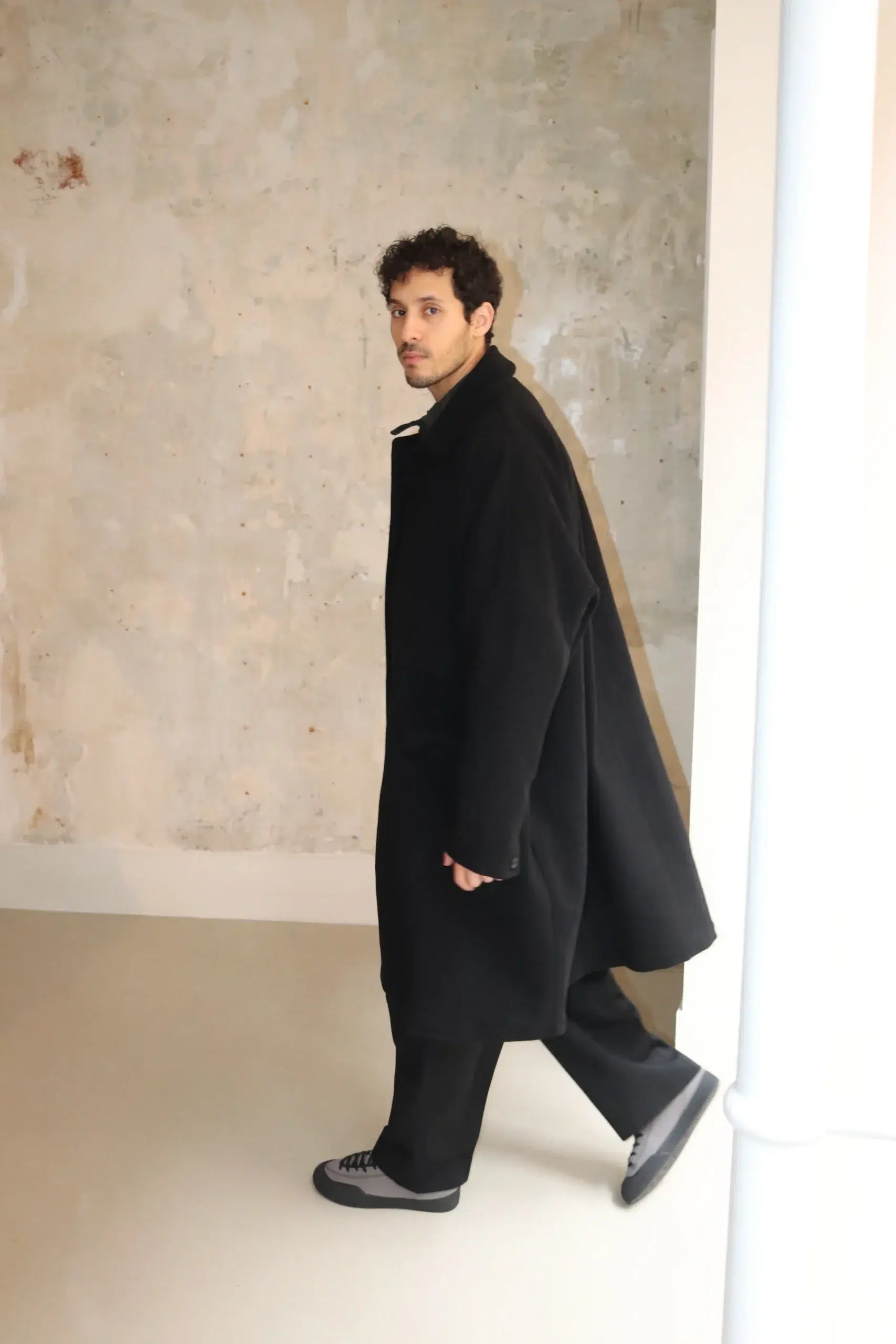 RDV O Globe Coat BRUCE 252MA001 Black