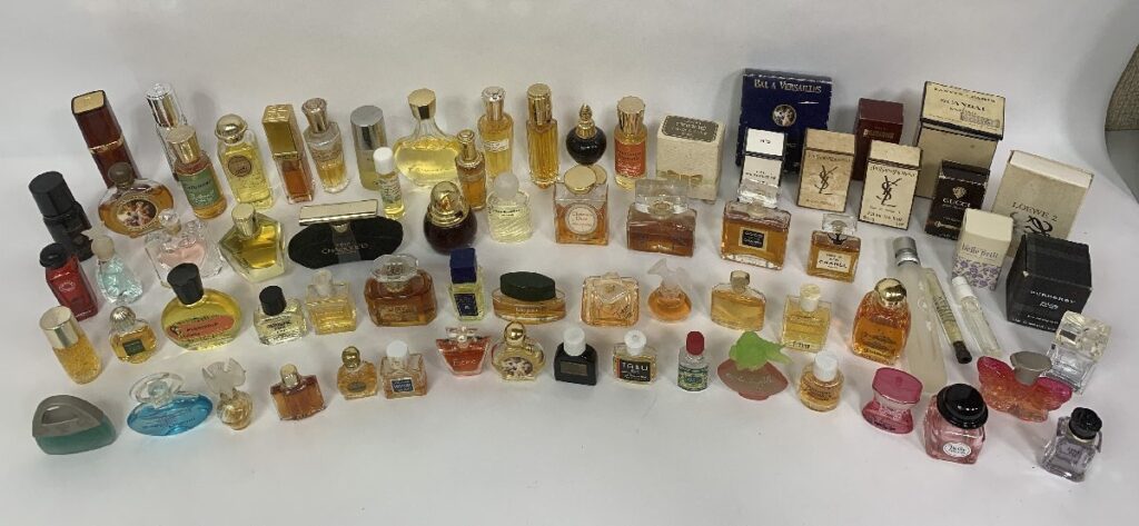 ミニ香水 まとめ売り（13種）Dior/LANCOME/ARMANIなど Amazon