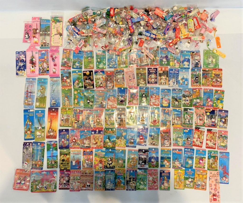 ご当地キティちゃん ストラップ 大量セット 200点以上の買取実績【錬金堂】