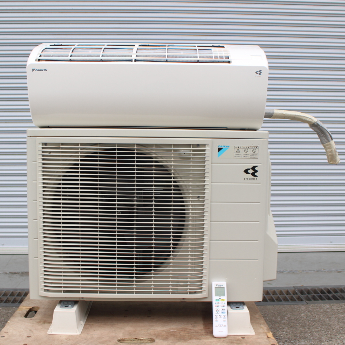 ダイキン ルームエアコン AN40WEP-W 室外機セット 2019年製 4.0kw 単相