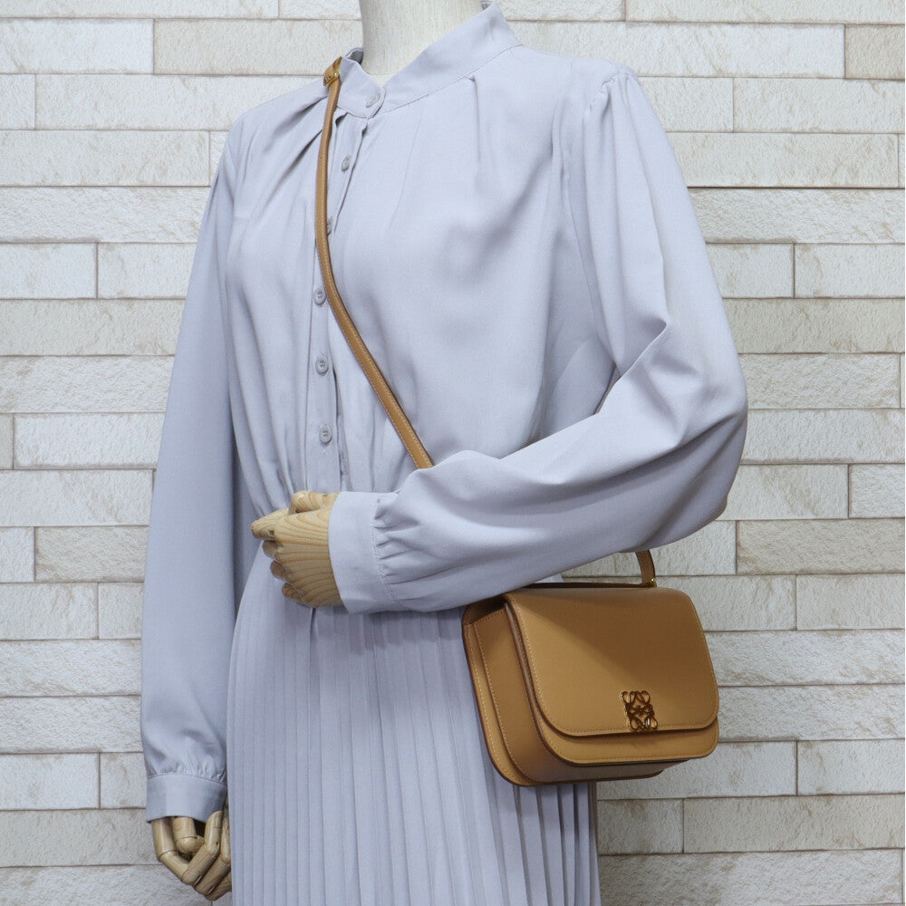 LOEWE ロエベ ゴヤススモールバッグ ショルダーバッグ カーフ ベージュ