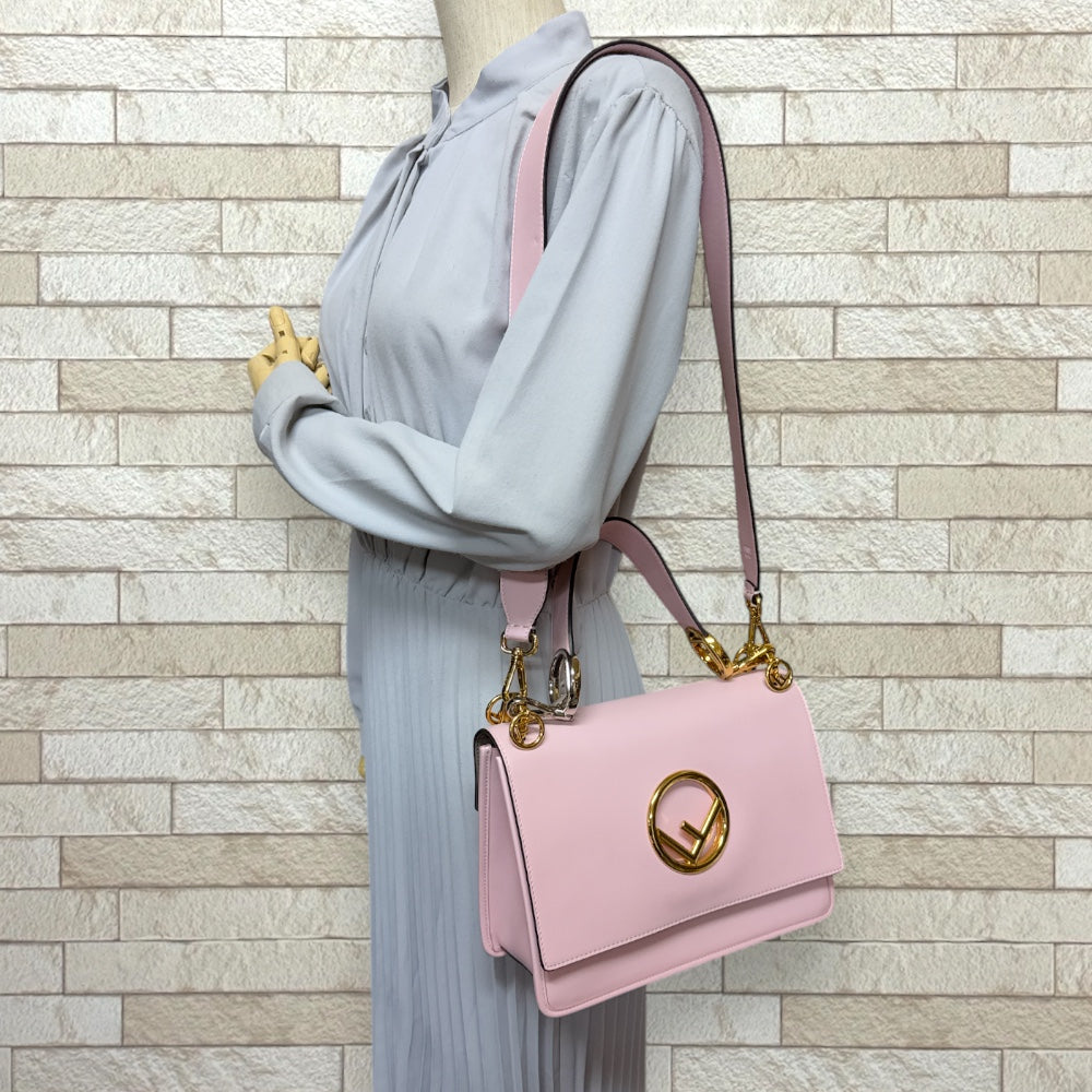 FENDI フェンディ キャナイ エフ ショルダーバッグ レザー ピンク