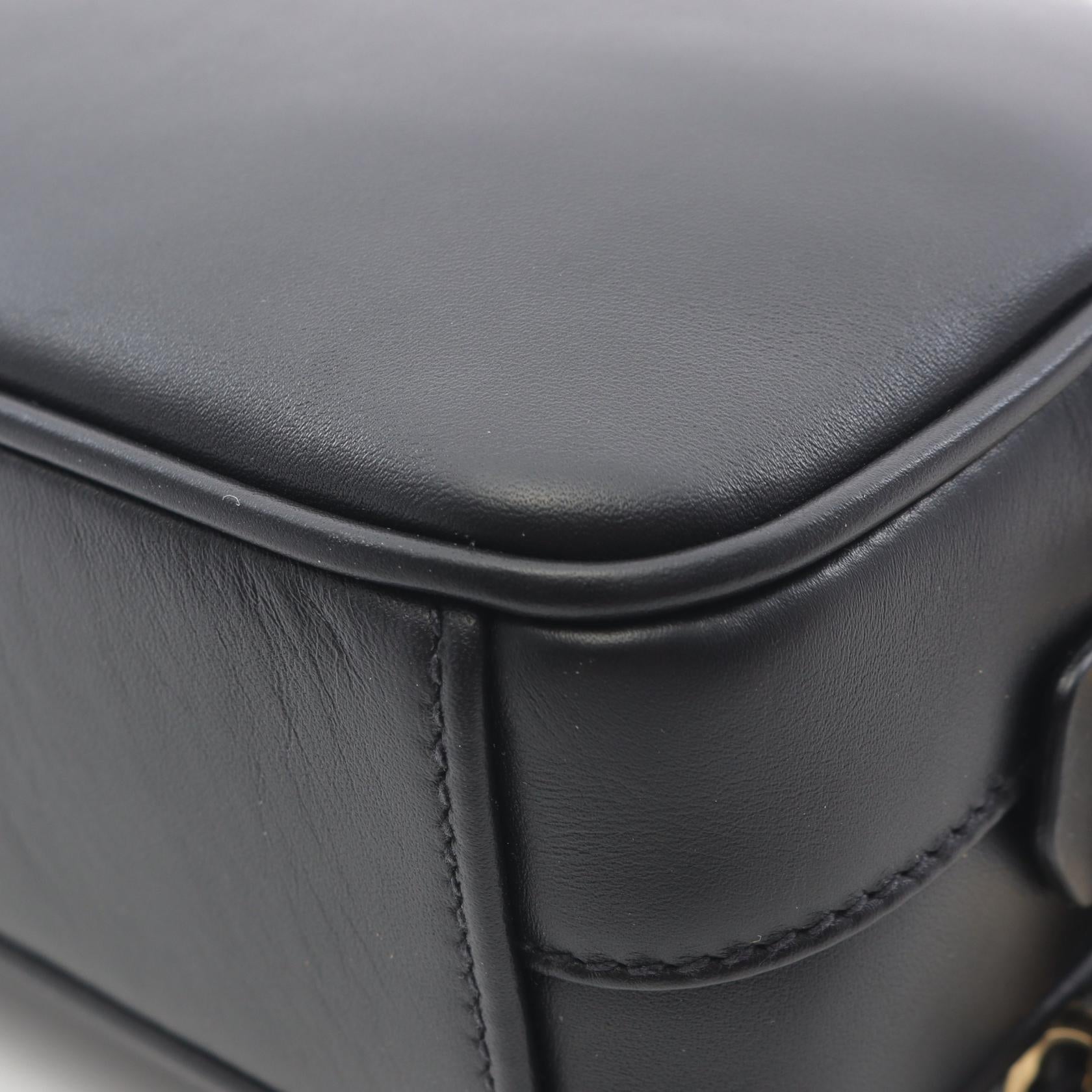 ショルダーバッグ レザー ブラック ミュウミュウ – RECLO