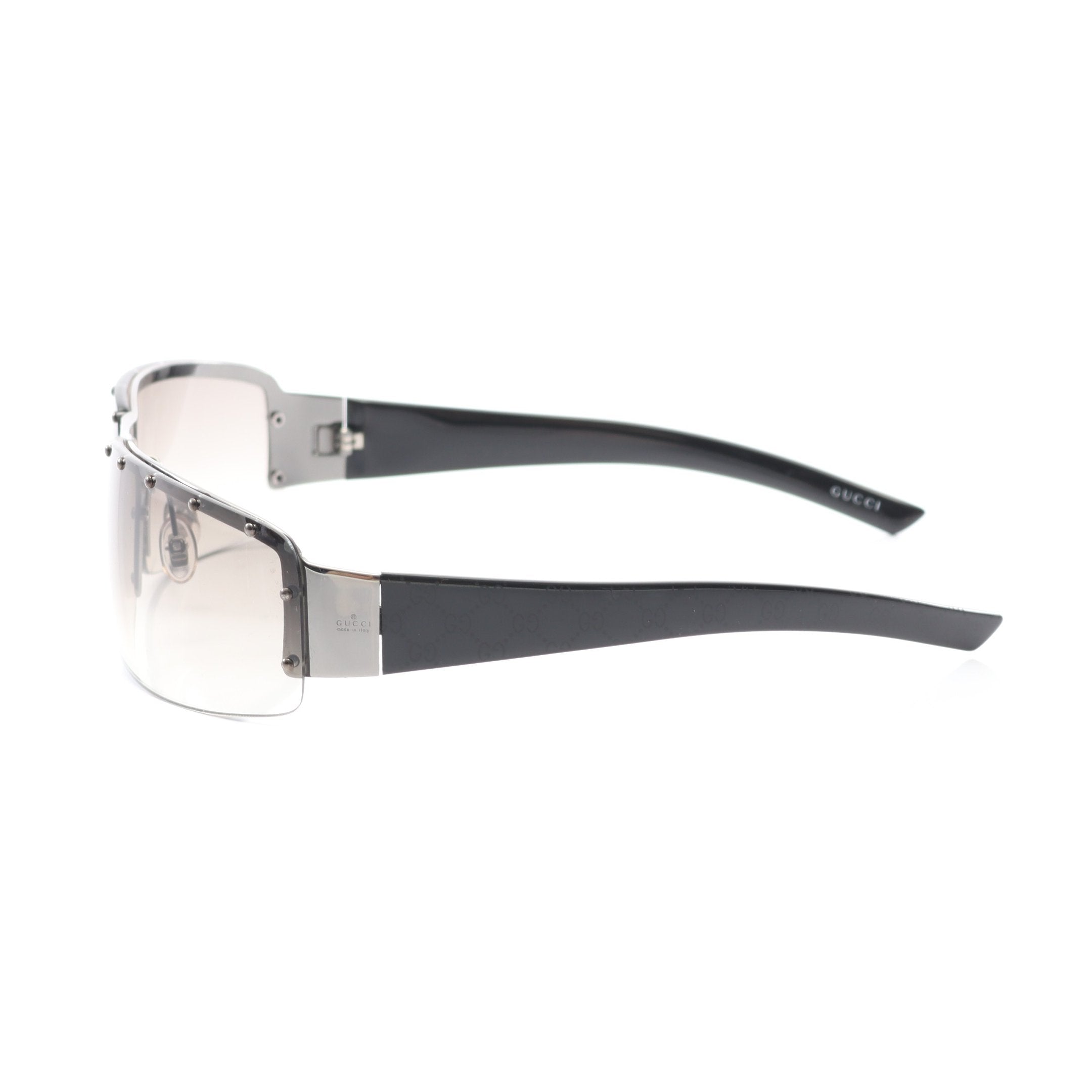 GG柄 ハーフリム サングラス ブラック スタッズ グラデーションレンズ