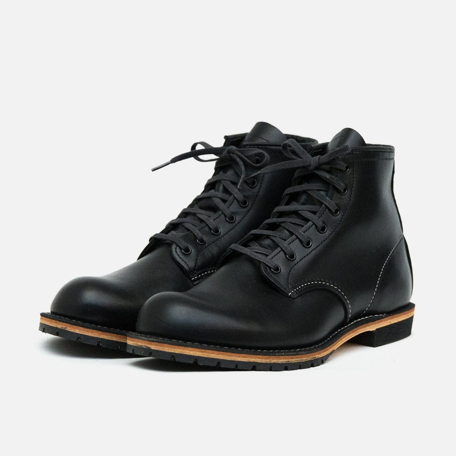 9014 Beckman Black Featherstone – Red Wing Amsterdam