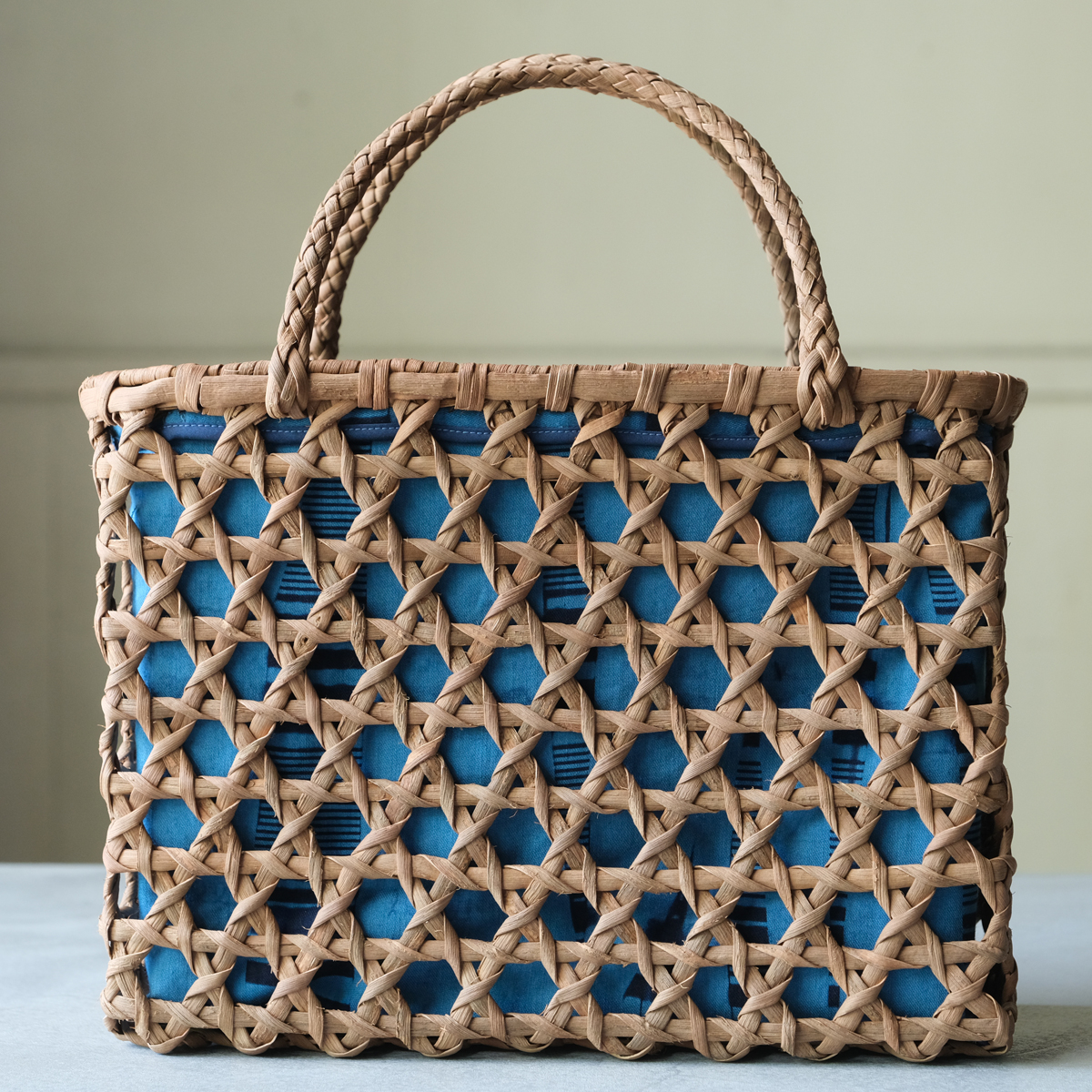 1637 巻き六ツ目編み 藍染め内布付 山葡萄かごバッグ | REFACTORY antiques