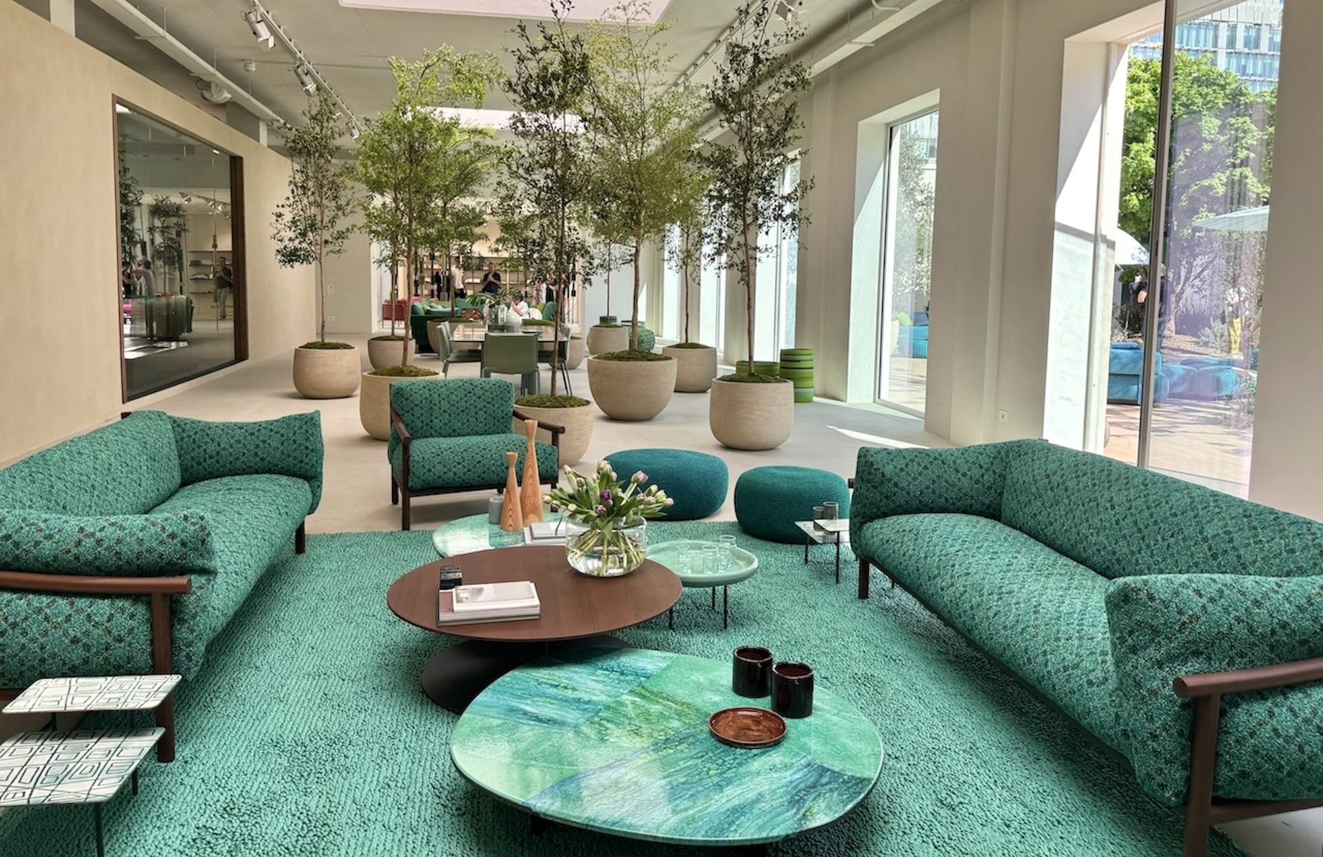 PAOLA LENTI | REAL KITCHEN&INTERIOR（リアルキッチン＆インテリア