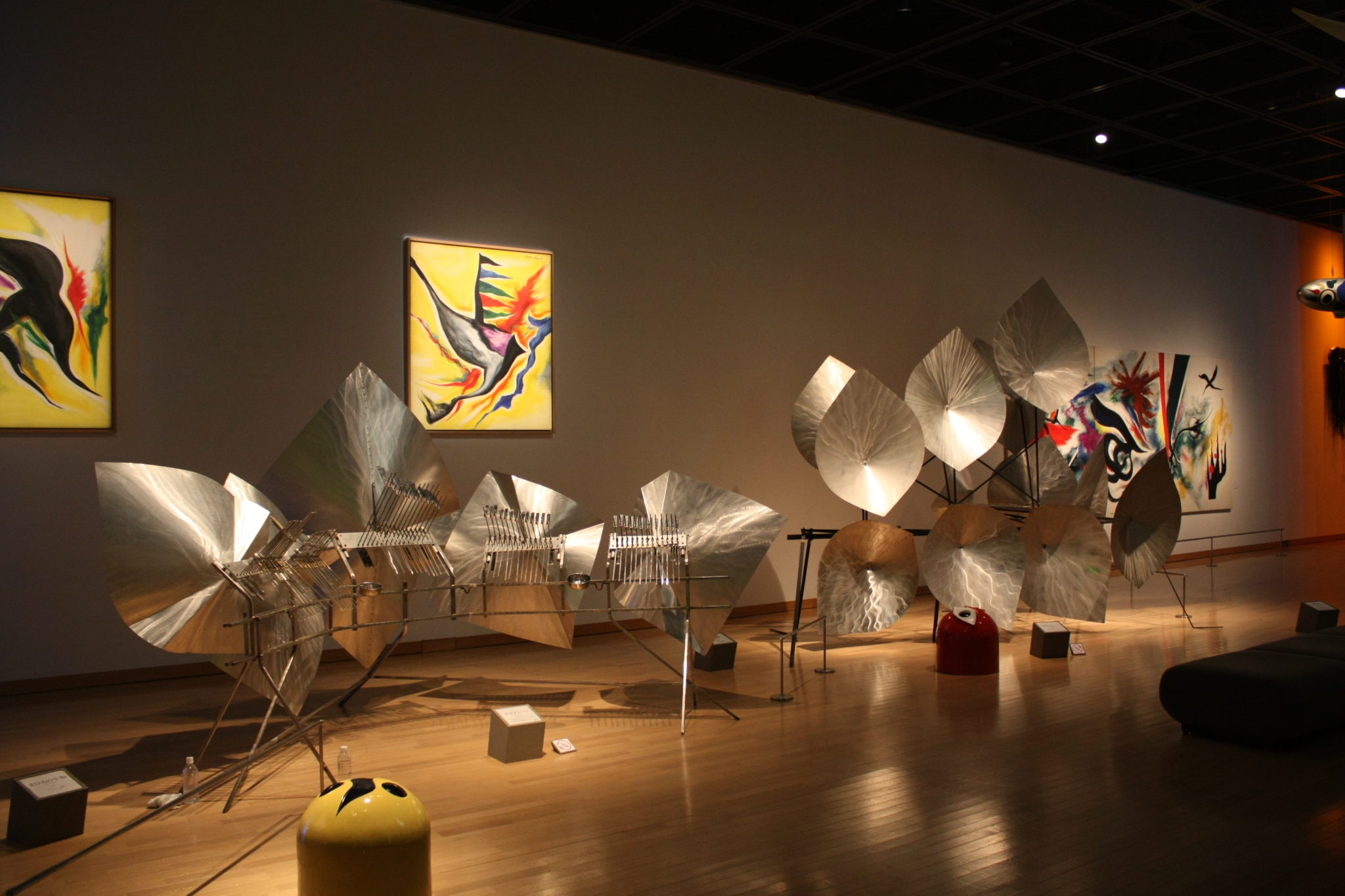 音と造形のレゾナンス-バシェ音響彫刻と岡本太郎の共振川崎市岡本太郎