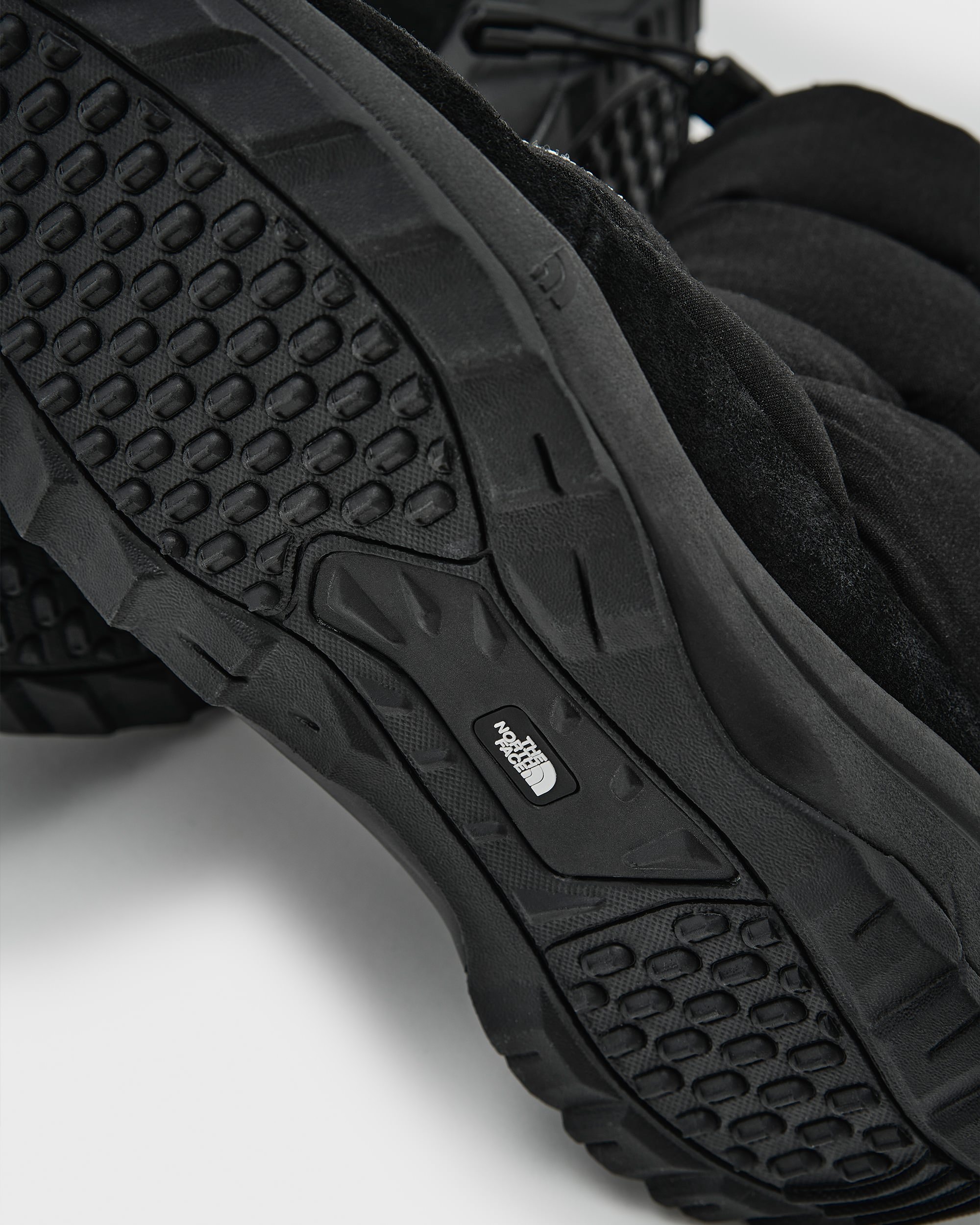 THE NORTH FACE — O NUPTSE DOWN BOOTIE — REGENERATIVE CIRCLE