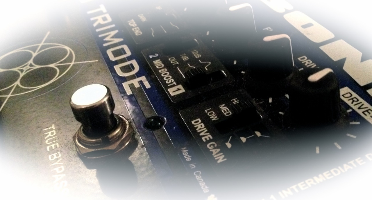 Radial Tonebone Trimode tube distortion