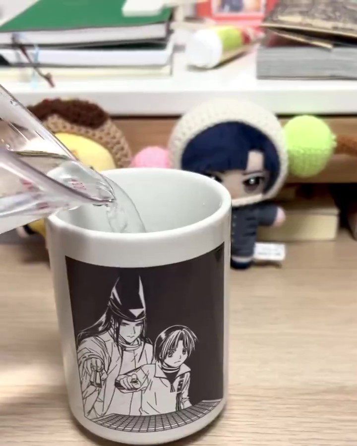 ヒカルの碁」の湯のみ→お湯を注ぐと……「すごい！」「これだけで泣ける