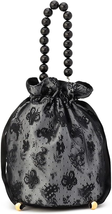 友人に素敵と褒められました」FEILER（フェイラー）の“エレガントな