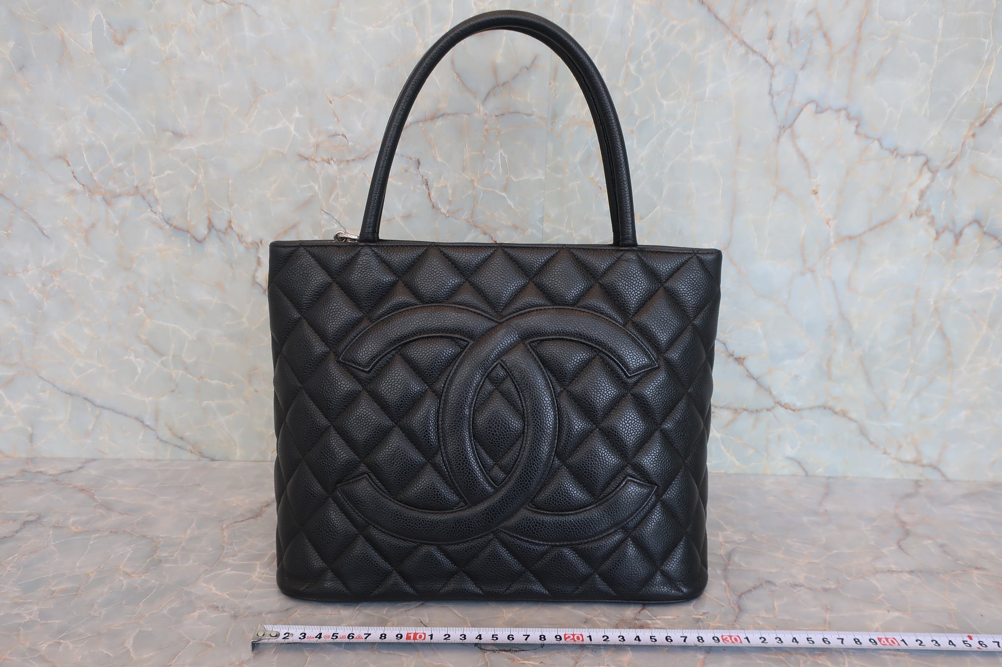 CHANEL/シャネル 復刻トート キャビアスキン ブラック/シルバー金具