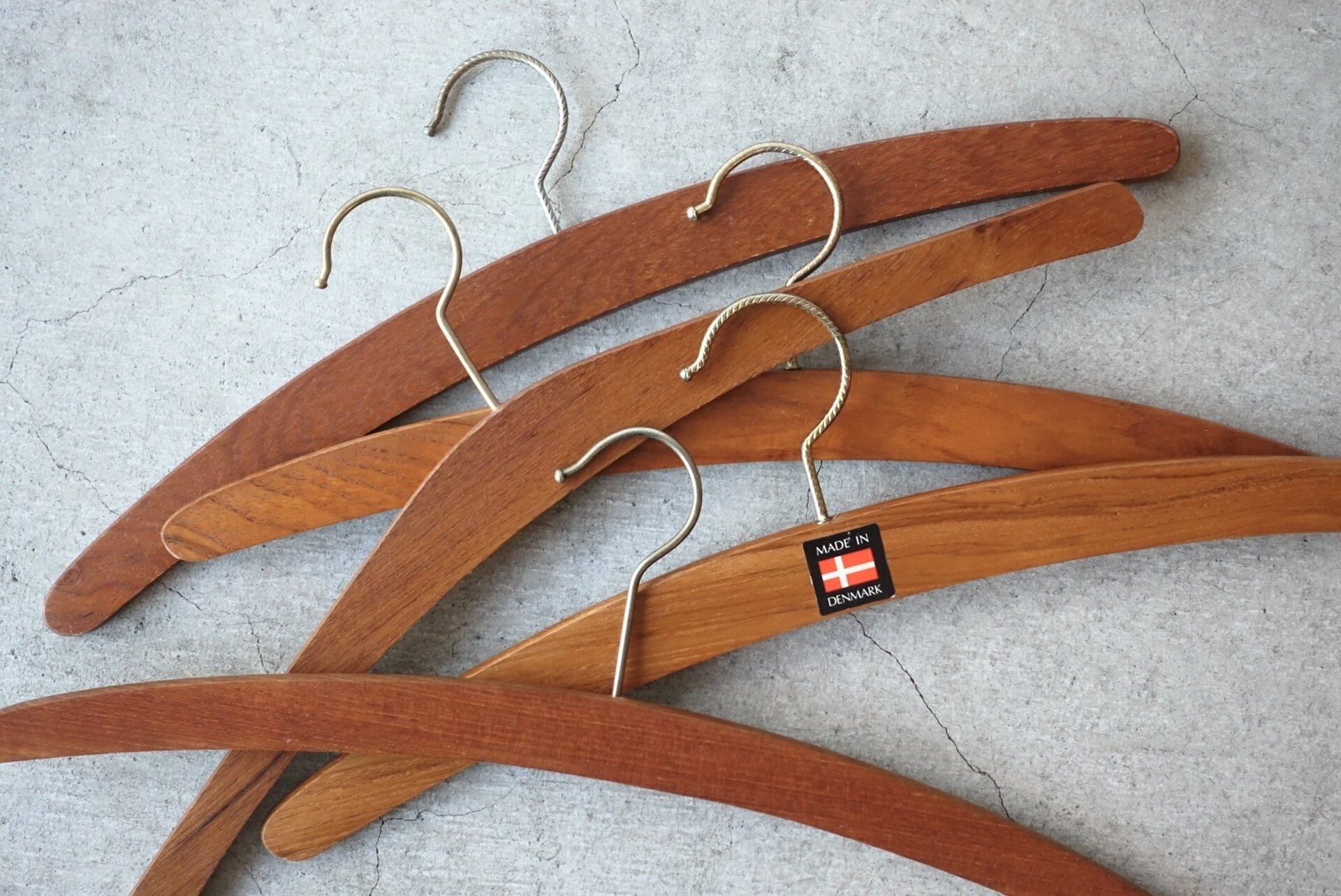 haluta vintage｜ヴィンテージハンガー チーク【ストックからのご案内