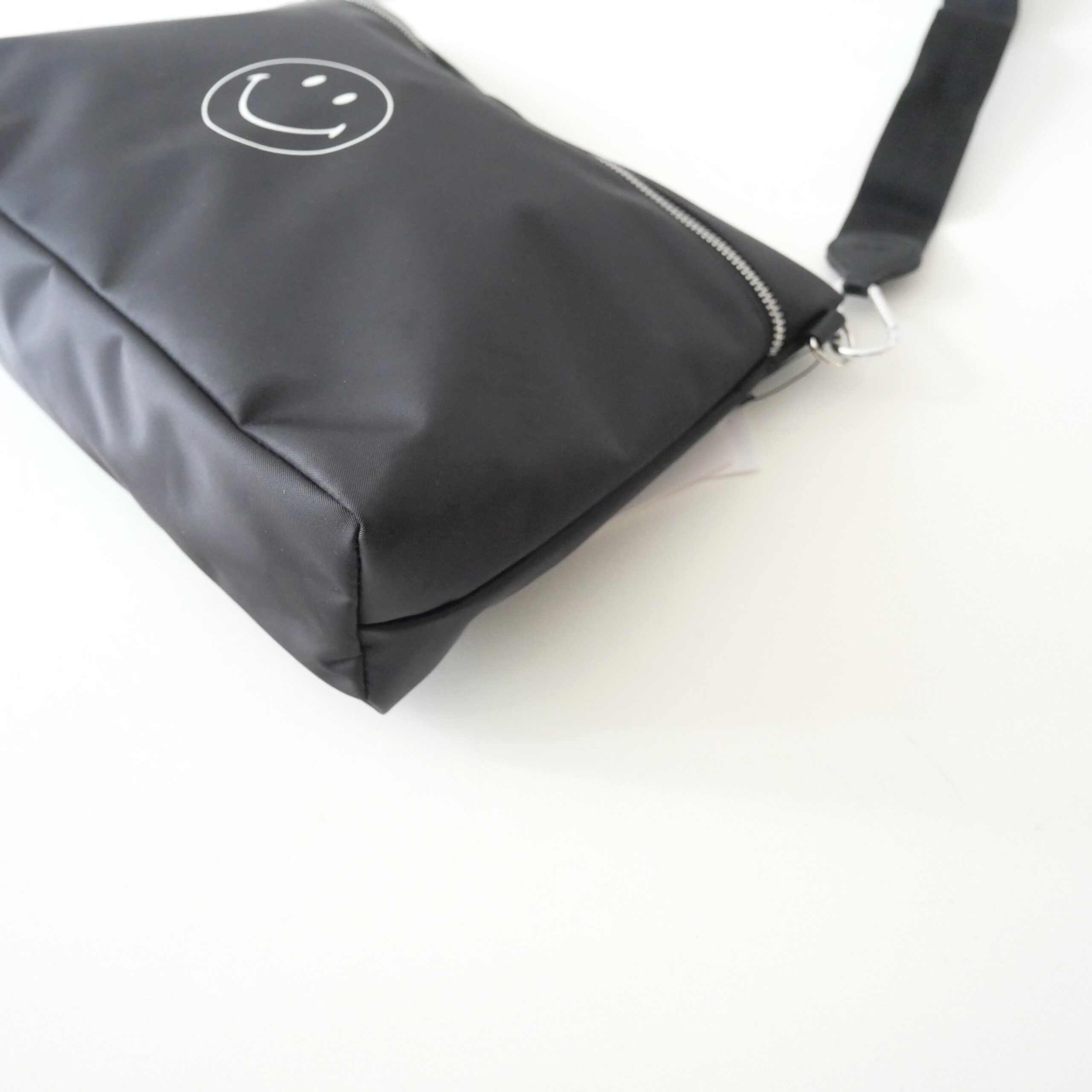 吉祥寺店・買取入荷】24SS GOOD GRIEF! SMILE ポーチ グッドグリーフ