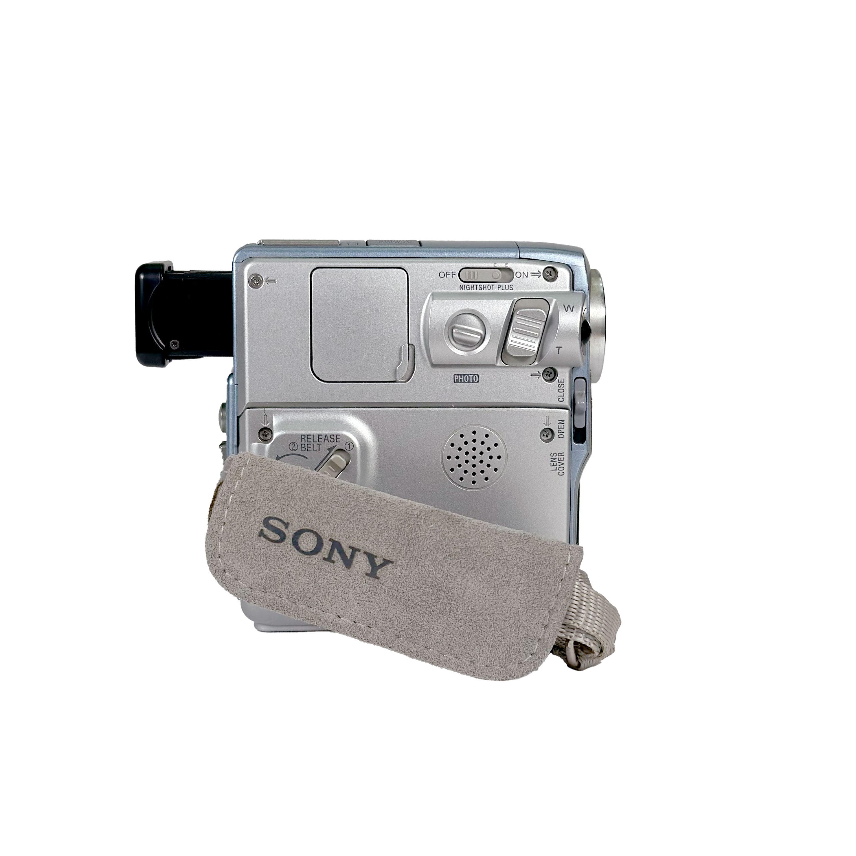 Sony Handycam DCR-PC107E PAL MiniDV Camcorder – Retro Camera Shop