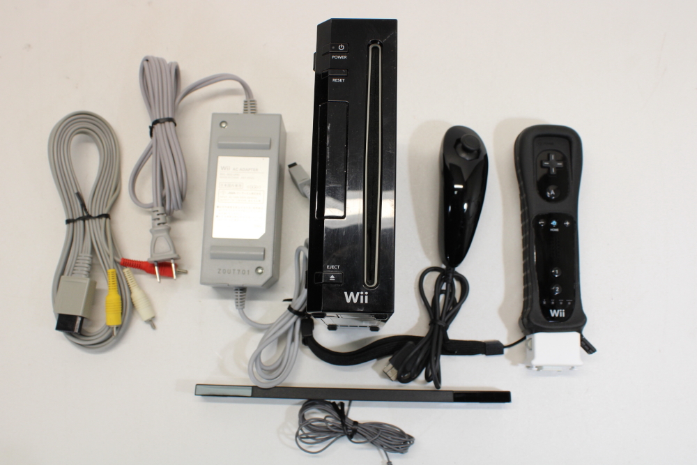 Nintendo Wii Black Console SCRATCHED Sensor Bar Controller