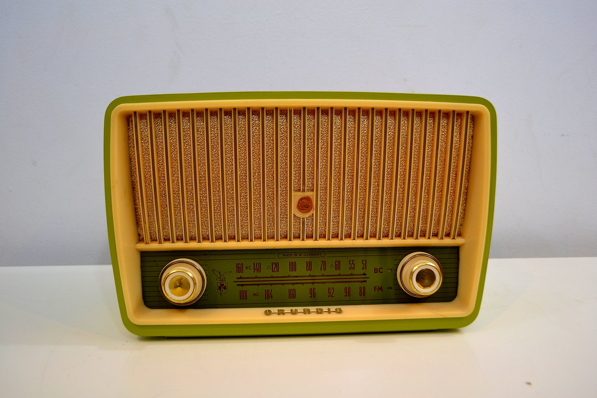 ライムグリーン 西ドイツ製 1956年製 グルンディッヒ モデル85 真空管