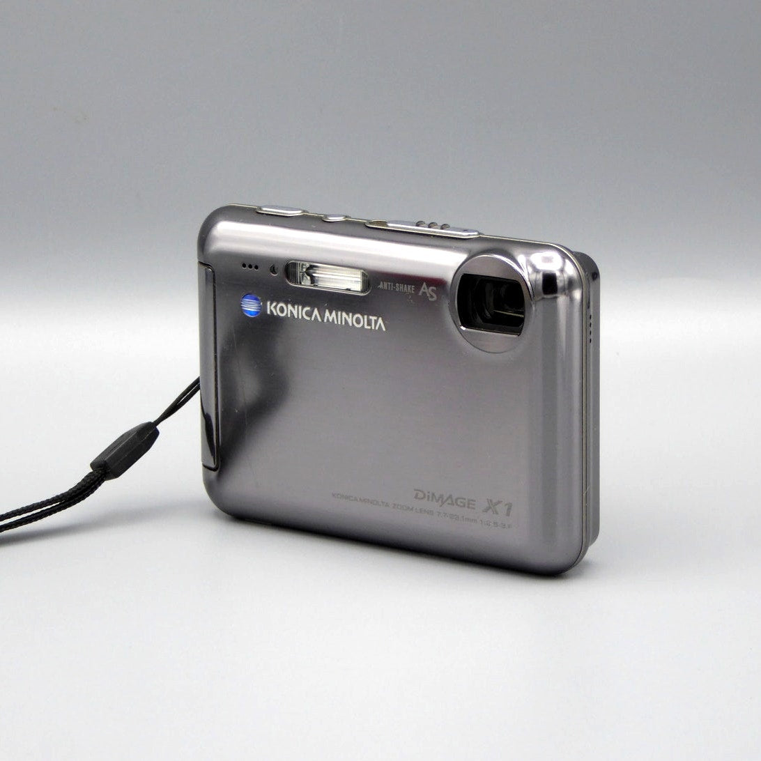Konica Minolta DiMAGE X1 Vintage Digital Camera | 8MP CCD, 3x