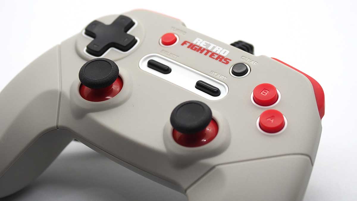 ニューファミコン/NES用コントローラー『jab gamepad』レビュー