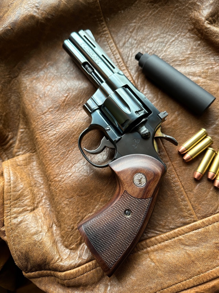 ☆アルタモント COLT パイソン 2020 純正 木製グリップ ターゲット