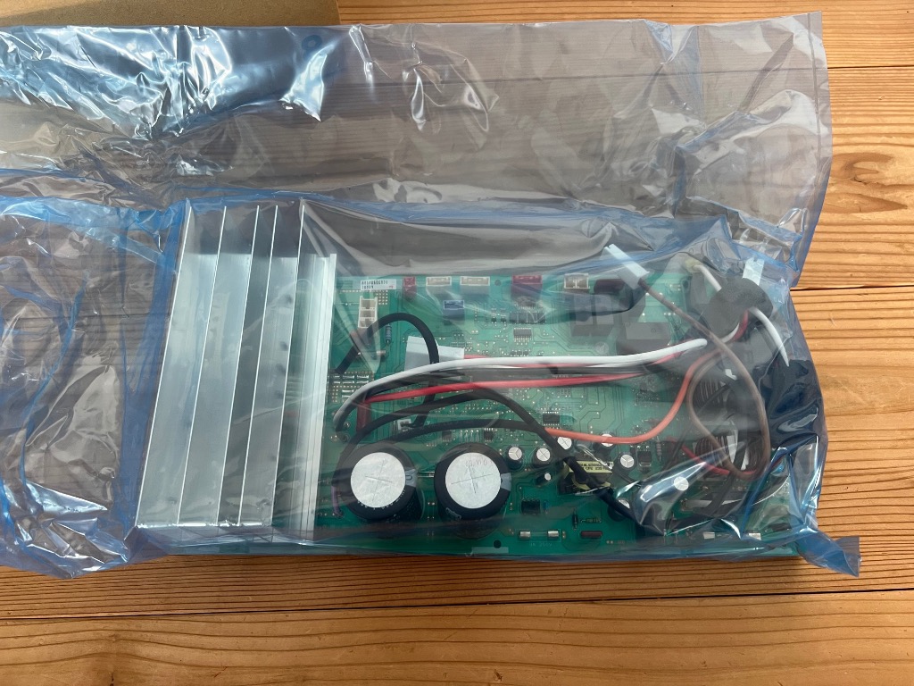 三菱電機（MITSUBISHI ELECTRIC） ME118 エアコン 部品 室外制御基板