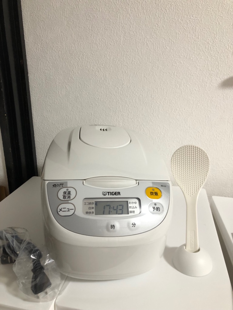 炊きたて 炊飯器 5合炊き タイガー JBH-G101W 一人暮らし用 TIGER
