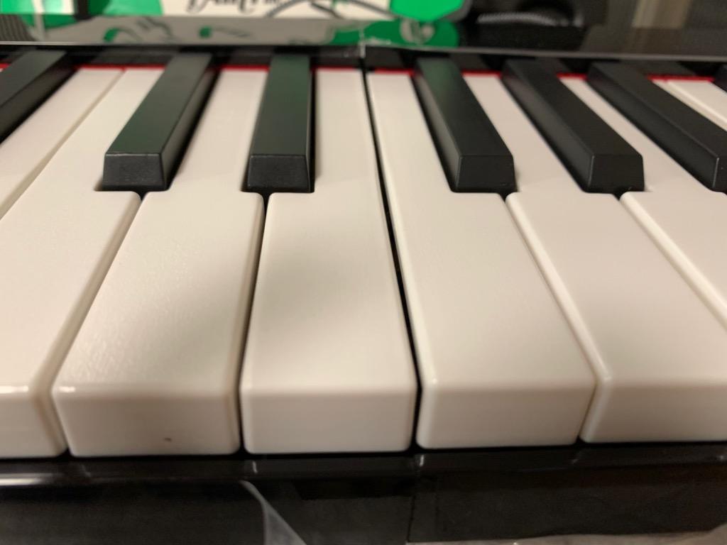 電子ピアノ 88鍵盤 折り畳み式 Longeye 高音質 充電型 生ピアノと同じ