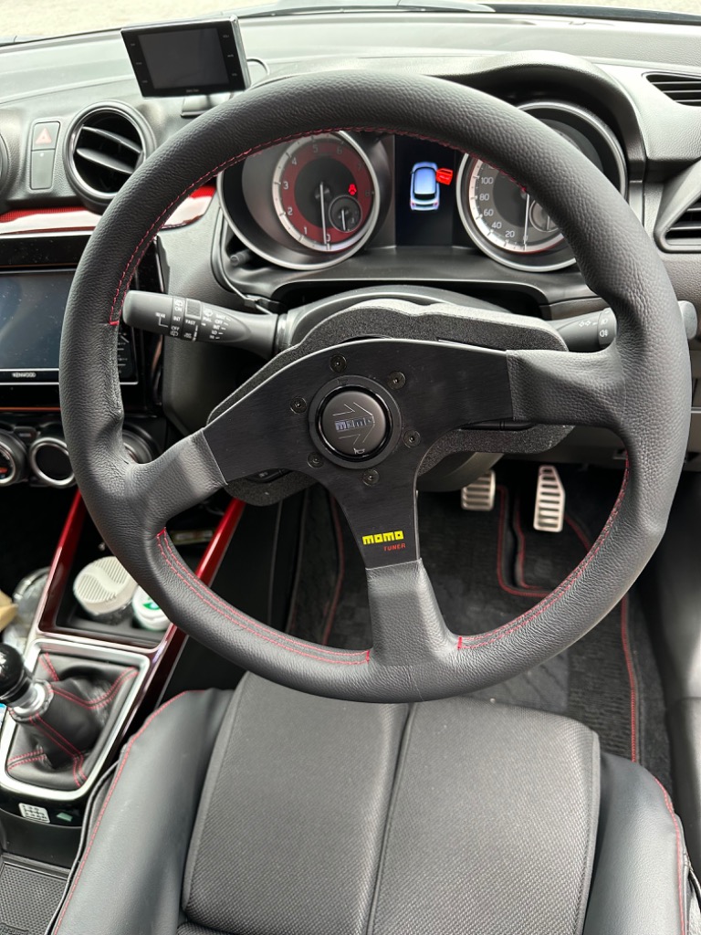 MOMO（モモ） 正規品 ステアリング TUNER チューナー ブラック 35パイ