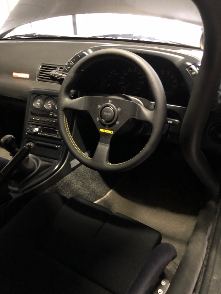 MOMO（モモ） 正規品 ステアリング ヴェローチェレーシング 32パイ V-2