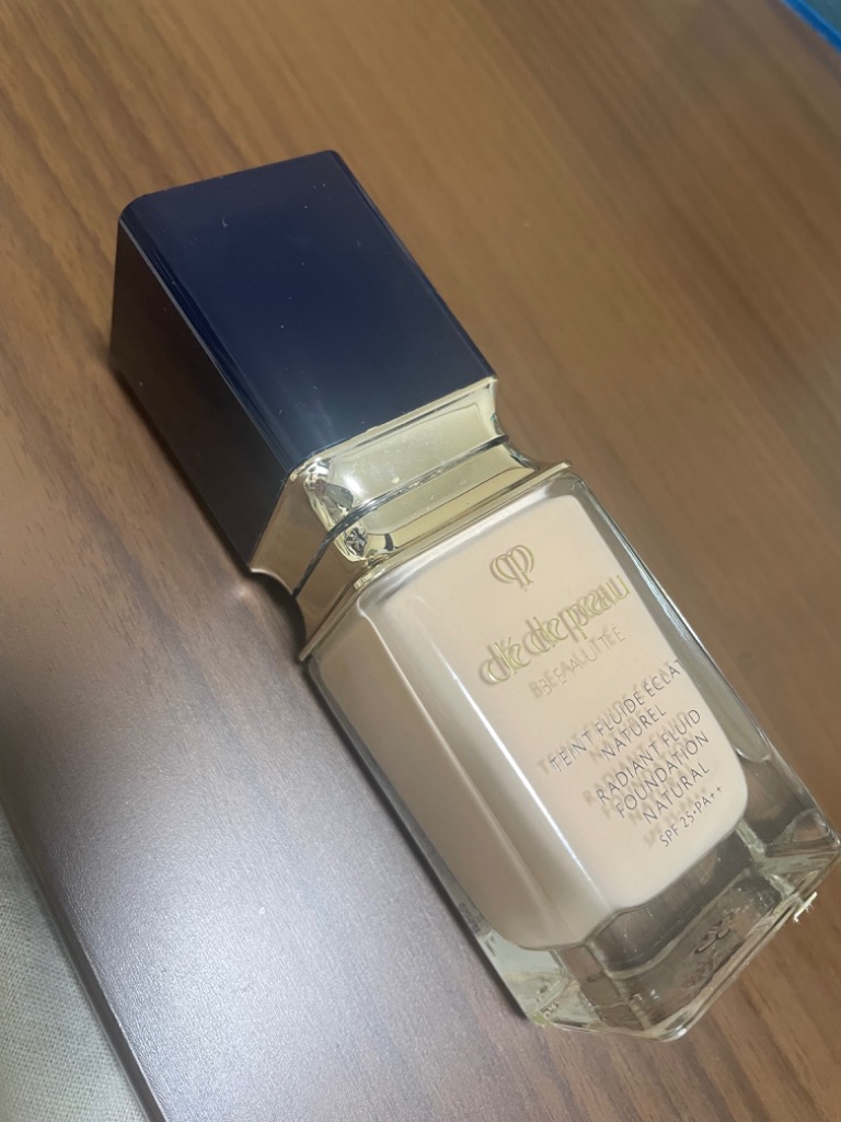 cle de peau BEAUTE（クレ ド ポー ボーテ） 資生堂 タンフリュイド