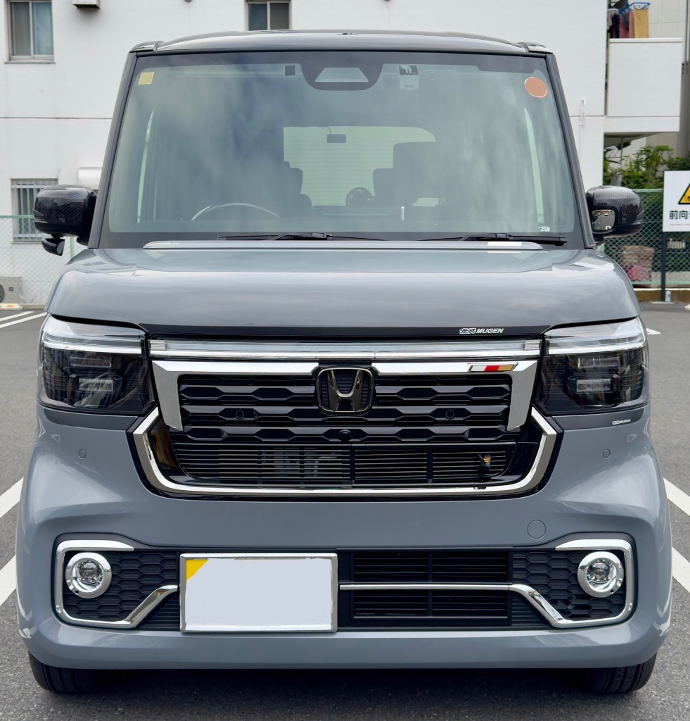 無限（MUGEN） フロントグリルガーニッシュ メッキ仕上げ N-BOX