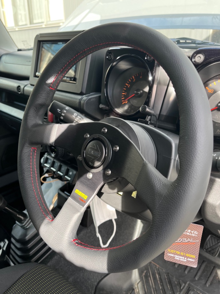 MOMO（モモ） 日本正規品 ステアリング TUNER(Black spOKe) 32φ