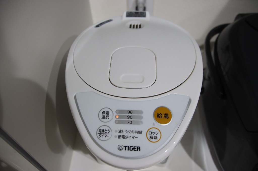 タイガー（TIGER） 【3/1までポイント2倍】TIGER 電気ポット 2.2L
