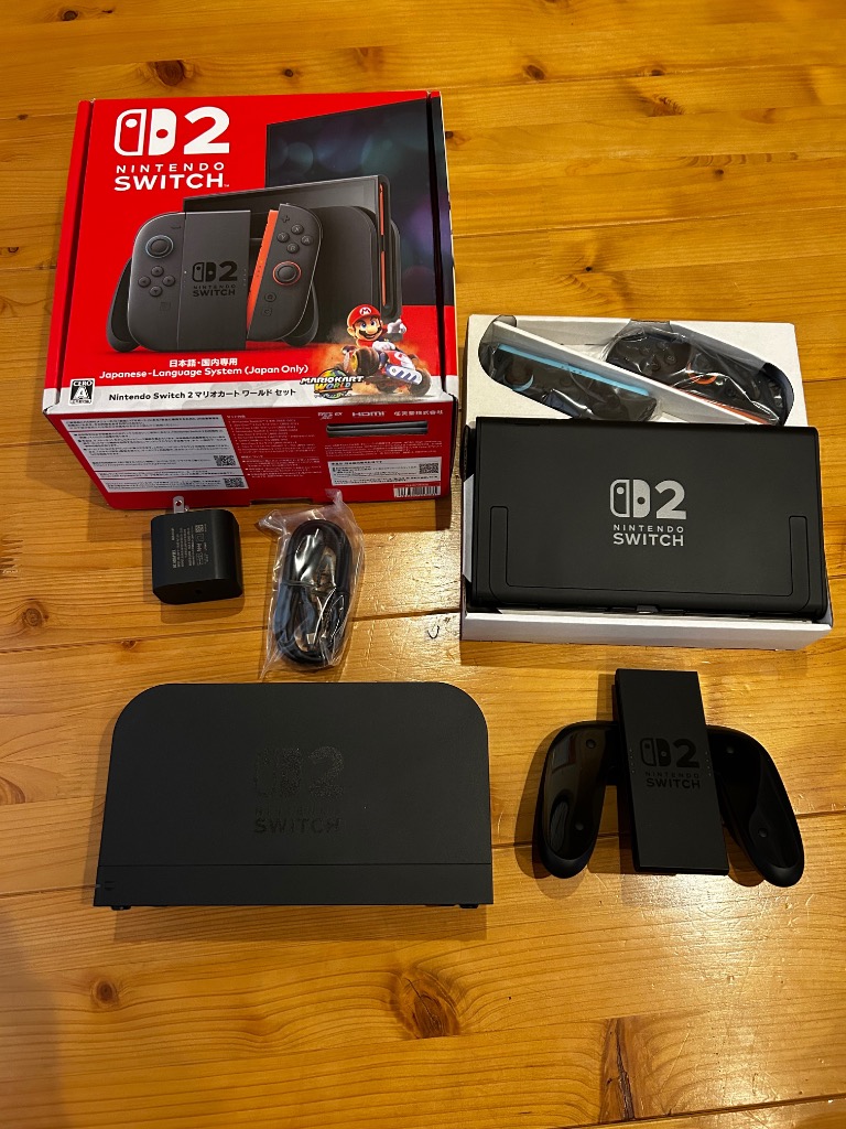Nintendo Switch 新品 (Nintendo 2 マリオカート ワールドセット) 日本
