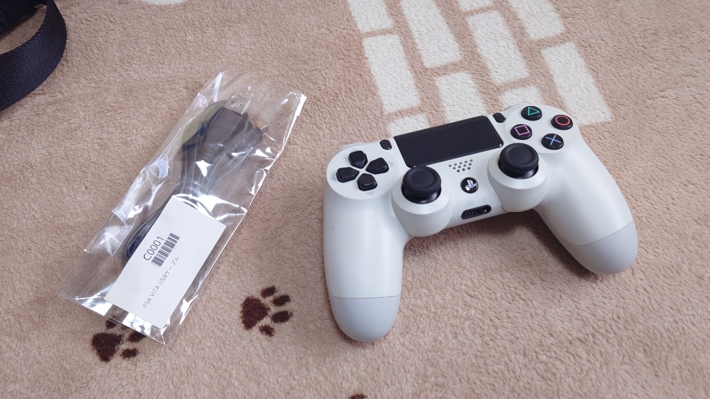 SONY（ソニー） PS4 ワイヤレスコントローラー DUALSHOCK4 (CUH-ZCT1J