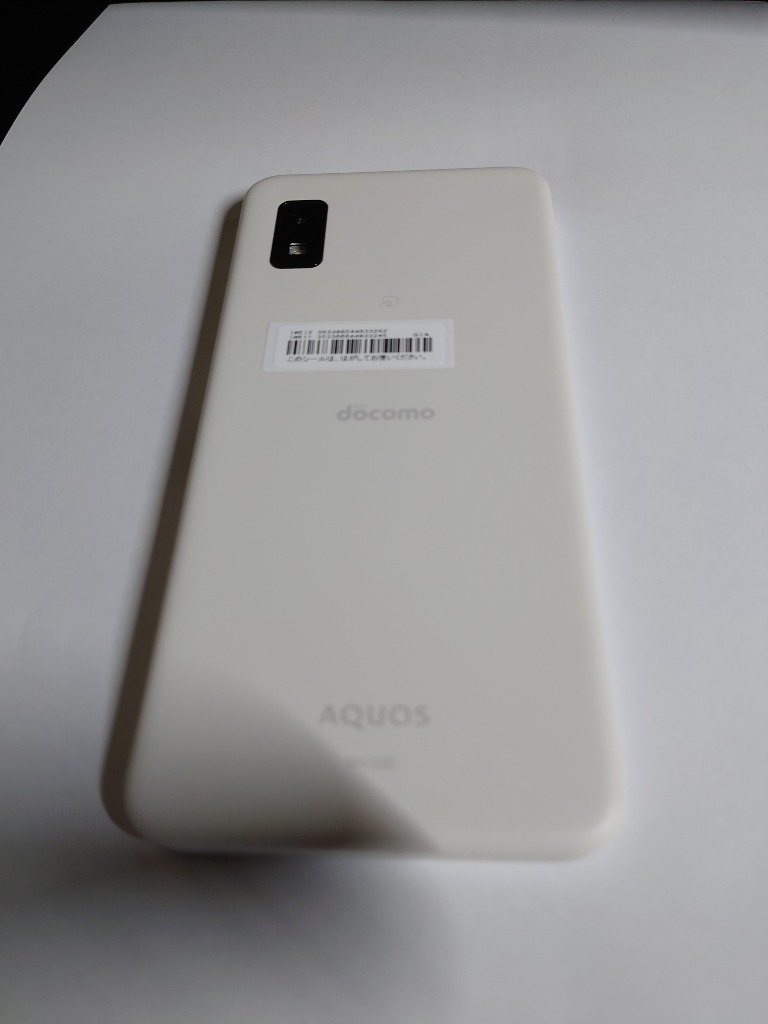 AQUOS SH-53D wish3 ホワイト SIMフリー ドコモ 中古 スマホ 本体 ほぼ