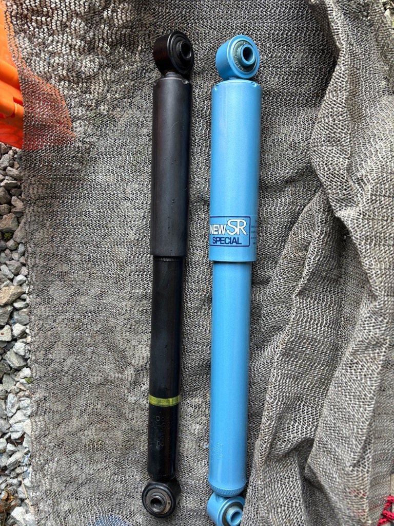 KYB KYB(カヤバ) ショックアブソーバー ニューエスアールスペシャル