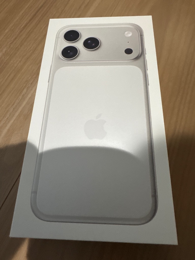 iPhone ☆Apple 国内版 SIMフリー iPhone17ProMax 1TB シルバー MFYF4J