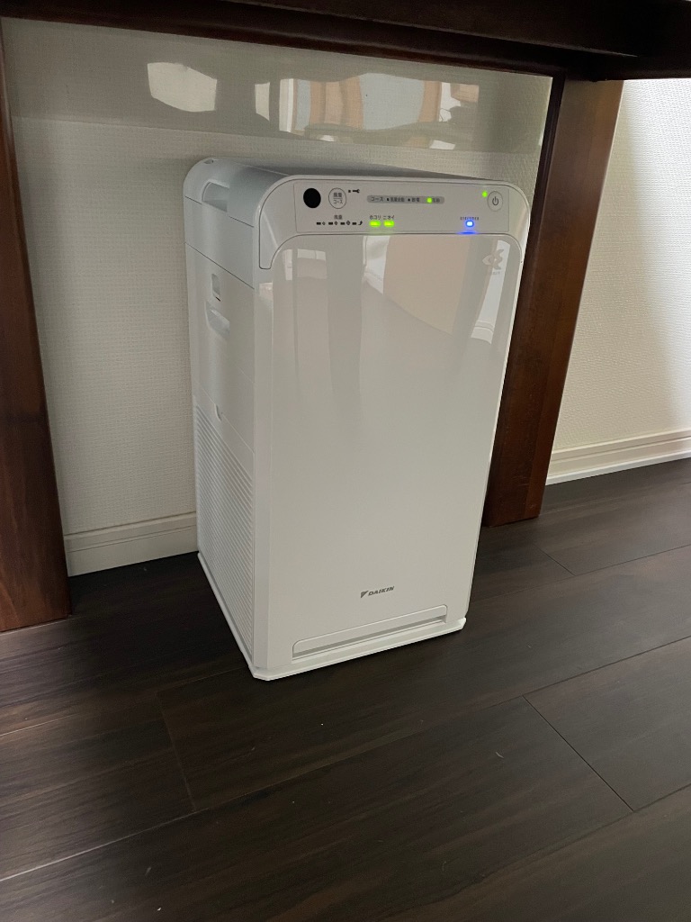 ダイキン（DAIKIN） ACM555A-W ストリーマ空気清浄機 ホワイト 小型