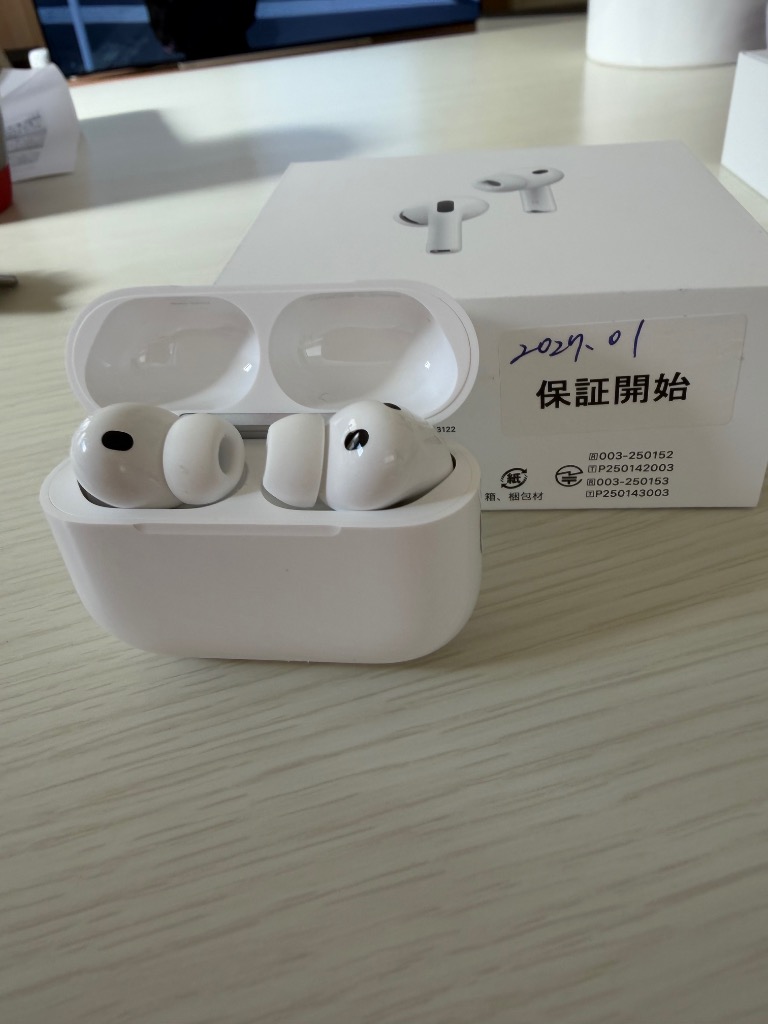 Apple 「訳あり品-保証開始済」新品 AirPods Pro 第3世代 MFHP4J/A 未