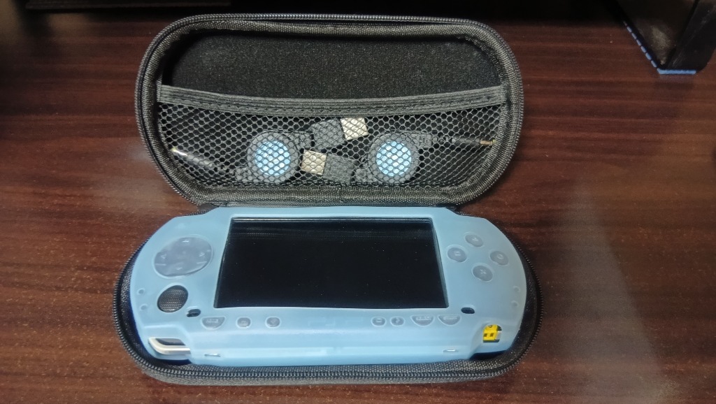 PSP 充電器 1000 2000 3000対応 コンパクトに収納 巻き取り式 USB