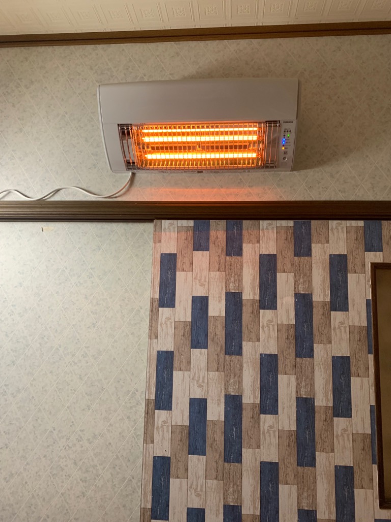 コロナ CORONA 壁掛型遠赤外線暖房機 ウォールヒート CHK-C126A 脱衣所