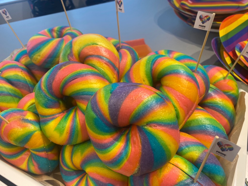 レインボーベーグル6個（冷凍） 6 Rainbow bagels(Frozen