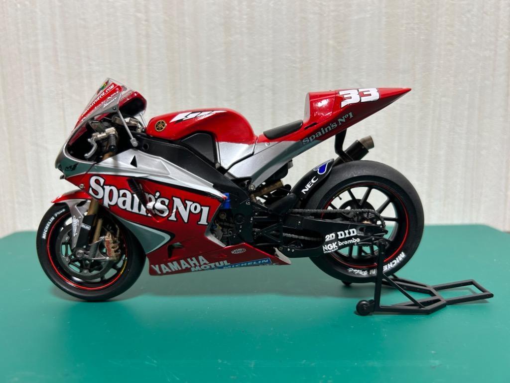 タミヤ ヤマハ YZR-M1 04 （1/12スケール オートバイ No.100 14100