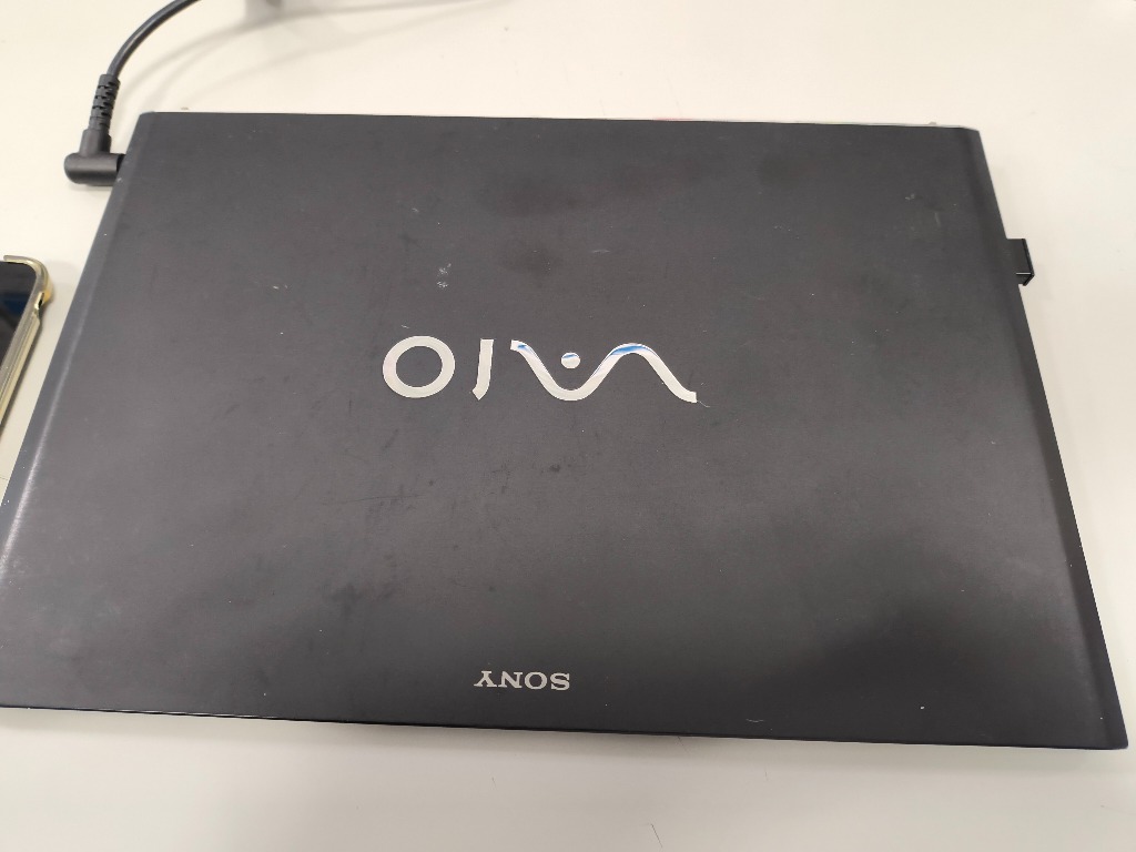 VAIO 軽量薄型SONY VAIO VJPB11C11N Core i5 6200U/メモリ8GB/高速