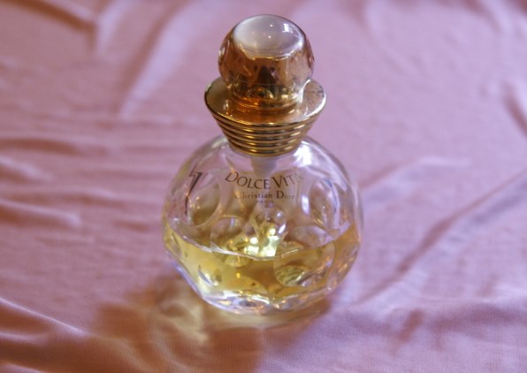 クリスチャン ディオール ドルチェヴィータ EDT 50ml 価格比較 - 価格.com