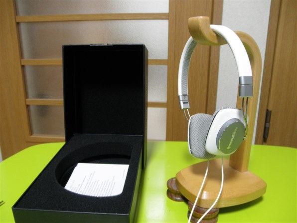 Bowers & Wilkins P3 Mobile Hi-Fi HeadPhones [ブラック] レビュー