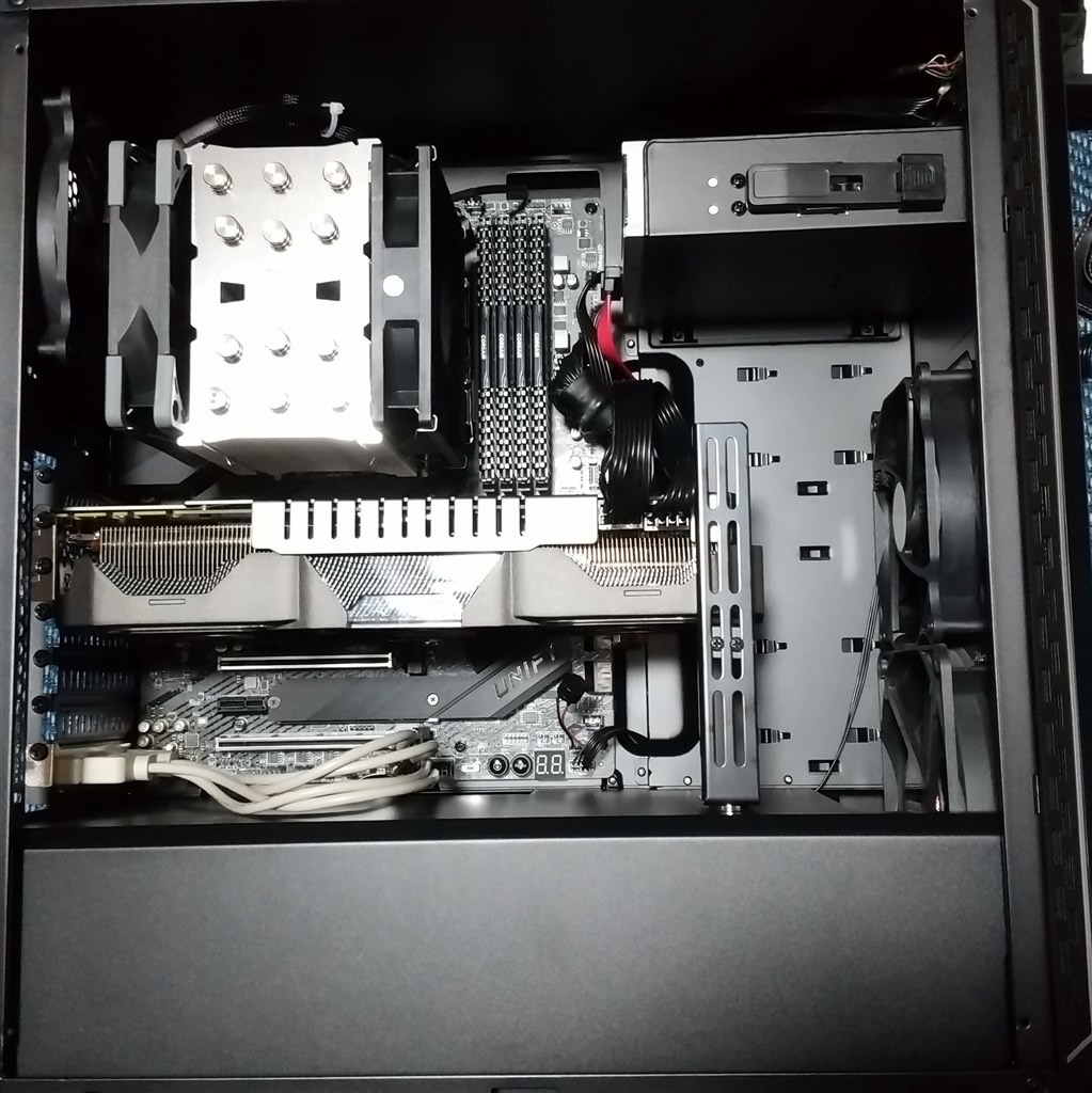 光ってなくて最高』 ANTEC P7 Silent na-maさんのレビュー評価・評判